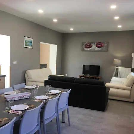 Pour 8 A Aniche, Jardin Privatif, Parking, Wi-fi - Fr-1-510-156 * Aniche