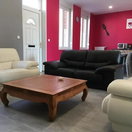 Holiday home Maison Spacieuse Pour 8 Pers Avec Jardin, Terrasse, Wifi, Proche Commerces Et Attractions Culturelles - Fr-1-510-156