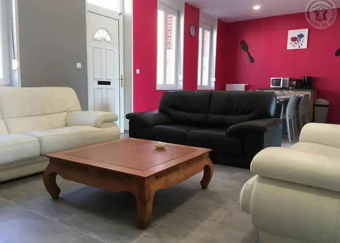 Casa vacanze Spacieux Dans Le Douaisis Avec Jardin Et Parking Privé - Fr-1-510-156